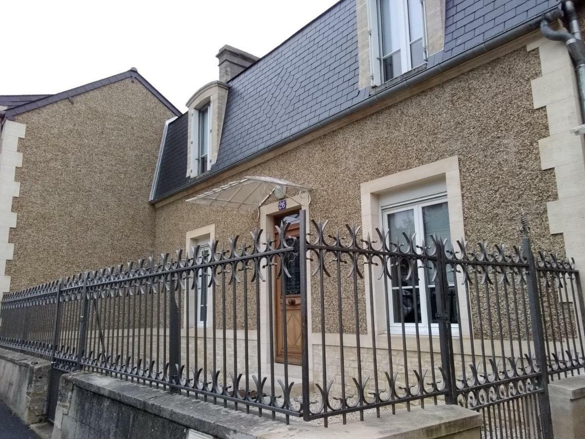 Le Chat Qui Veille Bayeux Buitenkant foto